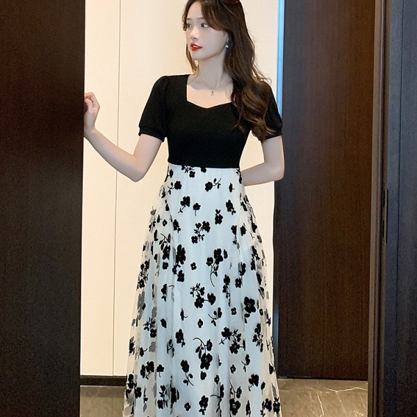 กระโปรงทรงเอเดรสขาว แฟชั่นผู้หญิงเดรสไปทะเล ลายดอกไม้ ชุด เสื้อผ้าแฟชั่นผู้หญิง น่ารัก เจ้าหญิง ออกงานสาวอวบ เดรสแฟชั่น
