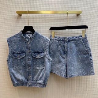 ♥ เช็คสินค้าก่อนสั่ง CHANEL CC NO.5 SET DENIM ชุดเซท เสื้อยีนส์ ลายนูน + กางเกงยีนส์ ขาสั้น ชาแนล