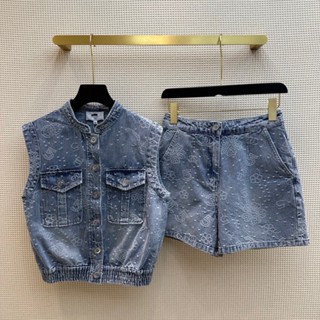 ♥ เช็คสินค้าก่อนสั่ง CHANEL CC NO.5 SET DENIM ชุดเซท เสื้อยีนส์ ลายนูน + กางเกงยีนส์ ขาสั้น ชาแนล