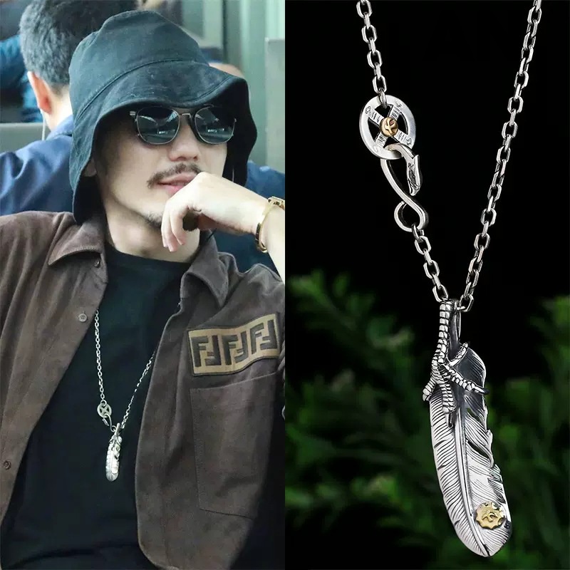 S925 สร้อยคอเงิน Takahashi Goro สไตล์ Eagle Claw Feather Toler เสื้อกันหนาวสร้อยคอยาว