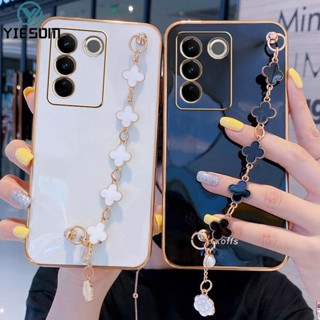 เคสโทรศัพท์มือถือ ซิลิโคนนุ่ม พร้อมสายคล้องข้อมือ จี้ใบไม้นําโชค สําหรับ Vivo V27 V25 Pro 5G V27E V25E
