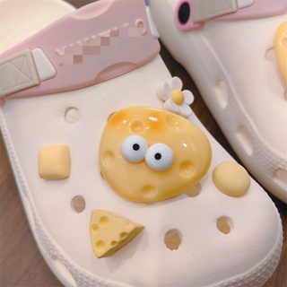 การ์ตูนชีสอาหาร Jibbitz สําหรับ Crocs ชุดบิสกิตไข่ Jibits Charm ไอศกรีมดอกไม้ Croc Jibbits โซ่รองเท้าผู้หญิงอุปกรณ์เสริมรองเท้า Charms หมุดตกแต่ง