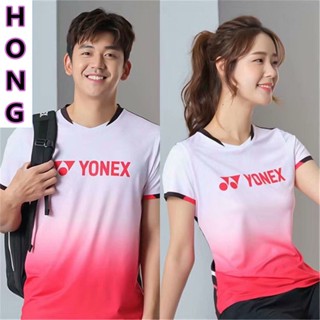 Yonex ชุดแบดมินตัน ผู้ชายและผู้หญิง จับคู่ เสื้อแฟชั่น เสื้อกีฬา สําหรับผู้ชาย ผู้หญิง แขนสั้น กางเกงขาสั้น ชุดสูท