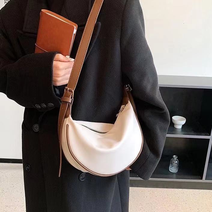 【พร้อมส่ง】miss bag fashion กระเป๋า กระเป๋าผู้หญิง คาดอก สไตล์เกาหลี รุ่น 225