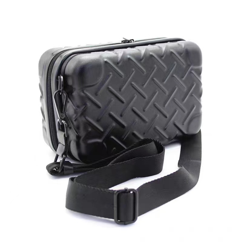 กระเป๋าผู้ชายใหม่ zara กระเป๋าสําหรับผู้ชายกระเป๋าสะพายข้างสีดํากันน้ํากล่องสี่เหลี่ยมขนาดใหญ่กระเป๋