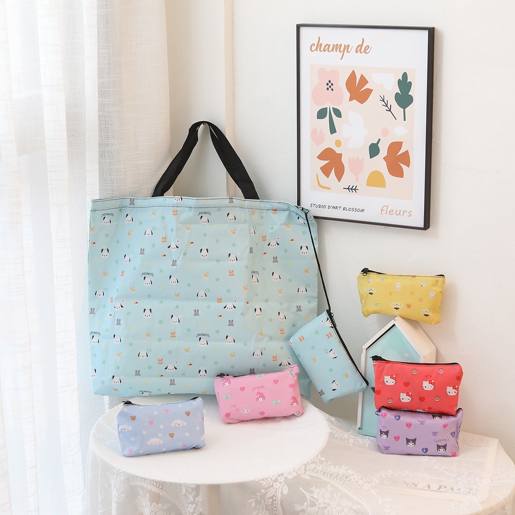 กระเป๋าสะพายไหล่ กระเป๋าช้อปปิ้ง ขนาดใหญ่ จุของได้เยอะ แบบพกพา กันน้ํา ลายการ์ตูนน่ารัก เป็นมิตรกับสิ่งแวดล้อม สําหรับตุ๊กตา