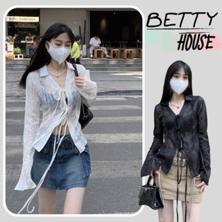 Betty House🎀เซทเสื้อคลุมซีทรู+สายเดี่ยวคล้องคอ💕เสื้อคาร์ดิแกนผ้าชีฟองบางลูกไม้ดีไซน์เซ็กซี่ของผู้หญิงพร้อมเสื้อกล้าม🌟พร้อมส่ง 💥พร้อมส่งจากกทม มาถึงใน 3-5 วัน