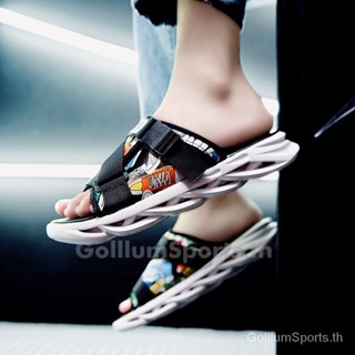 【พร้อมส่ง 35-44】รองเท้าแตะลําลอง กันลื่น พิมพ์ลายกราฟฟิติตัวอักษร เหมาะกับเดินชายหาด แฟชั่นสําหรับผู้ชาย และผู้หญิง KXY2