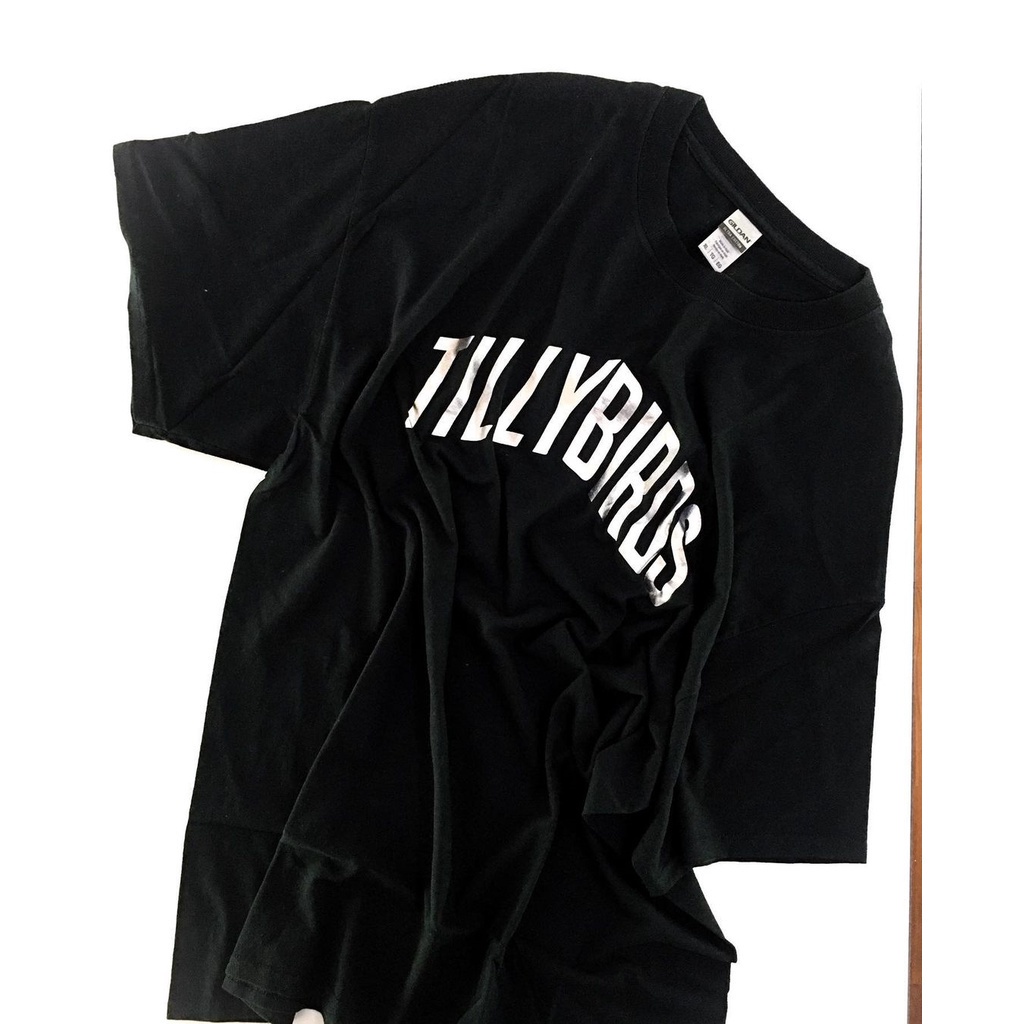 พิมพ์ลาย พร้อมส่ง  TILLY BIRDS - LOGO (Cat t-Shirt 7)  การเปิดตัวผลิตภัณฑ์ใหม่ T-shirt