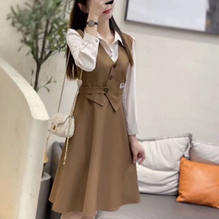 Design sense splicing fake two 2023 early autumn style long-sleeved Polo collar slim medium-long style age-reducing dresses