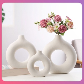 Creative แจกันเซรามิกสไตล์นอร์ดิก Simple Circular Hollow Vase Creative Donut Flower Pot Home Office Desktop Living Room Decoration Floral Ornament Craft [COD]