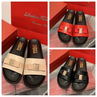 Ferragamoรองเท้าแตะฟองน้ําพื้นหนาประดับโบว์สามสีใส่สบายทนทานเหมาะกับเดินชายหาด