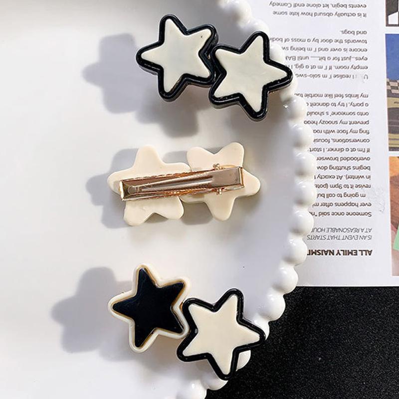 🎉🎉🎉กิ๊บติดผม รูปดาวห้าแฉก เข้ากับทุกการแต่งกาย แบบเรียบง่าย สไตล์เกาหลี สําหรับผู้หญิง มีสีดํา สีขาว【สปอตสินค้า】 - รูปที่ 4