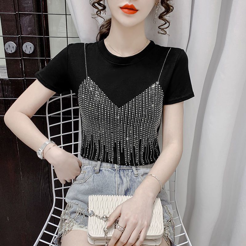 เสื้อยืดแขนสั้น เข้ารูป ประดับเพชร แฟชั่นฤดูร้อน สไตล์เกาหลี สําหรับผู้หญิง 2023