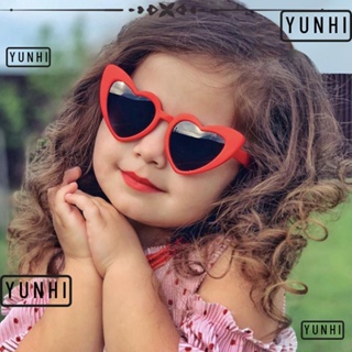 Yunhi แว่นตากันแดด รูปหัวใจ เครื่องแต่งกาย สําหรับเด็กผู้ชาย และเด็กผู้หญิง