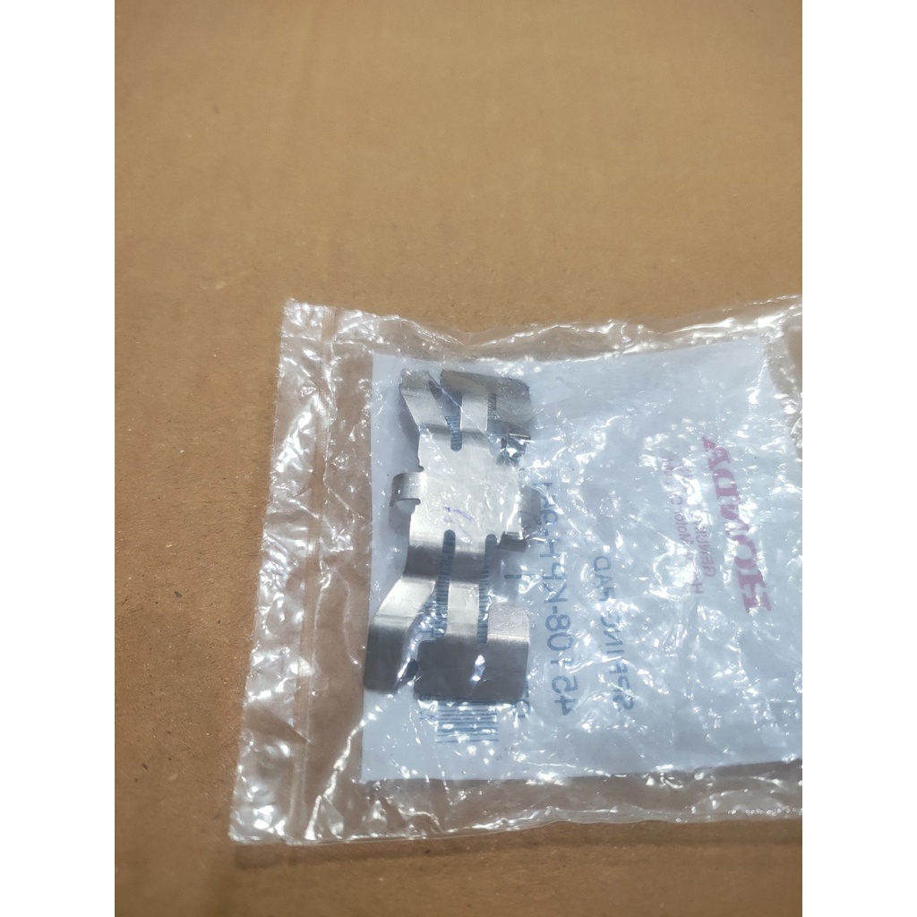 45108-KPH-951สปริงผ้าเบรคหน้าแท้ศูนย์เวฟ125S,เวฟ100S,CBR150,MSX125, เวฟ125X 1ชิ้น อะไหล่แท้ศูนย์ฮอนด