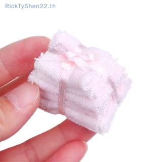 Ricktyshen ผ้าขนหนูอาบน้ําจิ๋ว 1:12 อุปกรณ์เสริม สําหรับตกแต่งบ้านตุ๊กตา TH