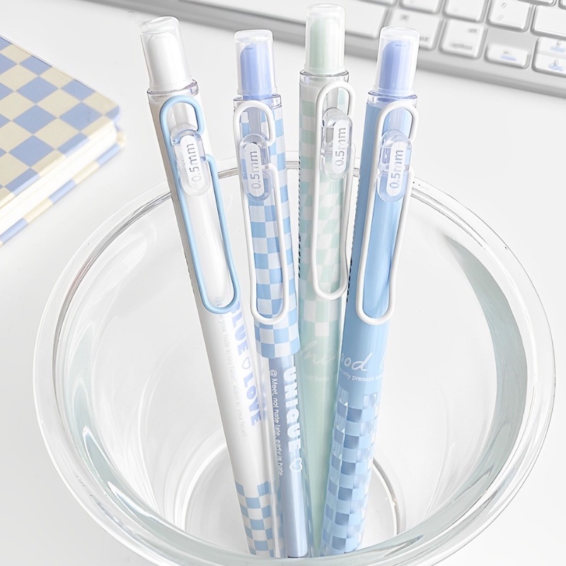 ปากกาเจล ลายตารางหมากรุก หมึกสีดํา 0.5 มม. สีฟ้า และสีขาว สร้างสรรค์ สําหรับสํานักงาน 4 ชิ้น