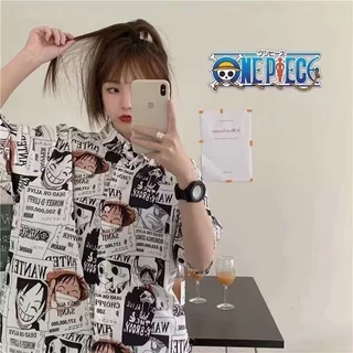HANLU สื้อเชิ้ตผู้ชาย สไตล์มังงะ ใหม่ เสื้อเชิ้ตแขนสั้นฮาราจูกุทรงหลวมพอดีตัวแฟชั่นอินเทรนพิมพ์ลาย วันพีซลูฟี่