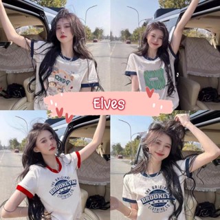 Elves✨พร้อมส่ง✨ เสื้อยืด ไหมพรมแขนสั้นคอกลม ดีเทลลายเสื้อตัวอักษร มี3สี~96151-1~ -C