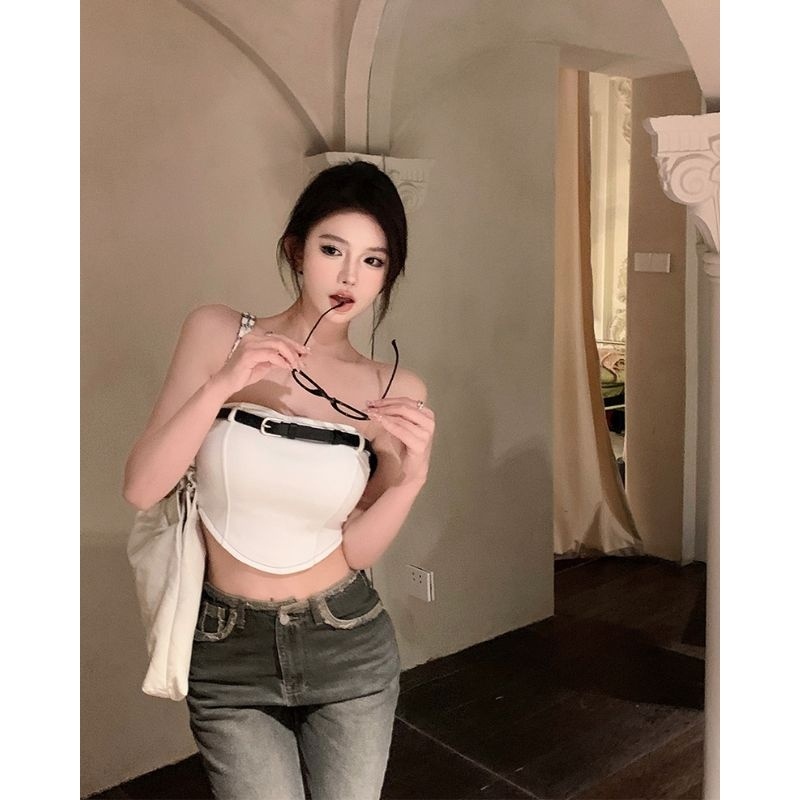 Elves✨พร้อมส่ง✨ เสื้อเกาะอกใส่ได้2แบบ มีฟองน้ำ แถมสายเพิ่ม ดีเทลเข็มขัดหน้าอก ~FY6652~ - รูปที่ 7