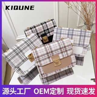 KIQUNE  กระเป๋าผู้หญิงสะพายข้าง กระเป๋าสะพาย ข้าง 2023 NEW   สวย Trendy สบาย fashion L91TS63 37Z230910