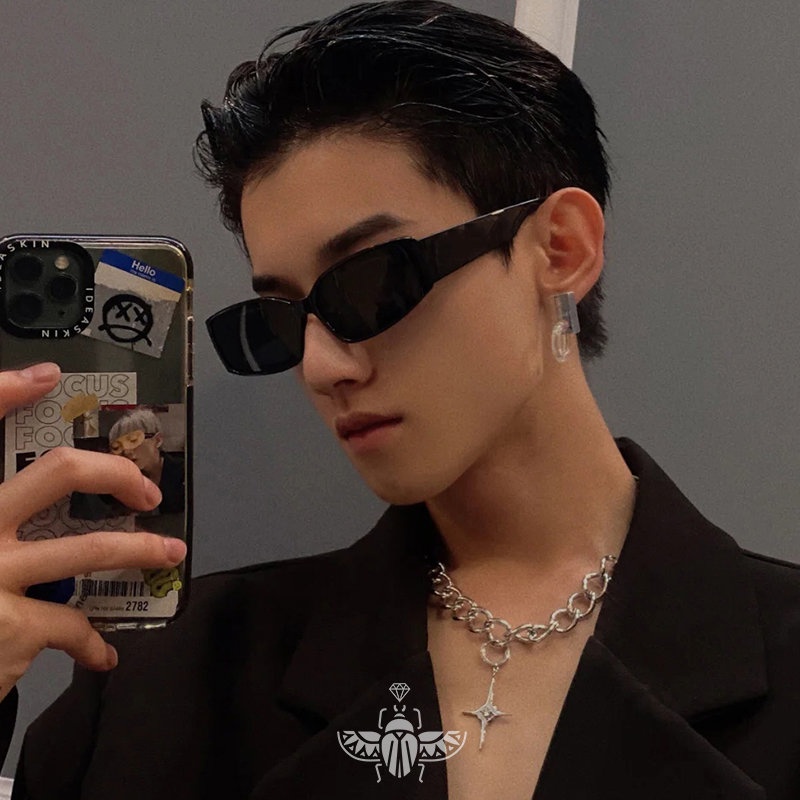 แว่นกันแดดคนดังทางอินเทอร์เน็ตทรงสี่เหลี่ยมสไตล์เกาหลีสําหรับผู้ชายและผู้หญิงย้อนยุคฮิปฮอปอินเทรนด์ถ่ายภาพถนนแว่นกันแดดสุดเท่