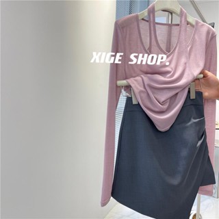 Extra large size 300 jin design sense hanging neck fake two long-sleeved T-shirts the female figure is thin and the minority lightweight sunscreen blouse