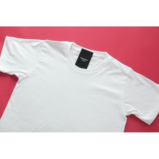 เสื้อยืด cotton 100% (สีขาว , ดำ) ทรง unisex ใส่ได้ทั้งหญิง ชาย