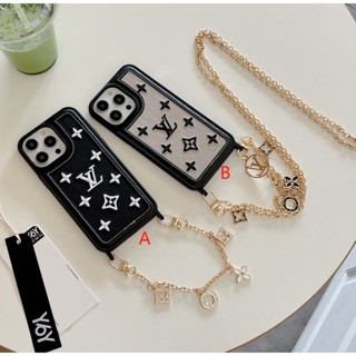 พร้อมส่ง ใหม่ เคสโทรศัพท์มือถือ ปักลาย LV พร้อมสายโซ่ยาว สําหรับ iphone 14 13 12 14promax 13 13pro 13promax 12 11 promax