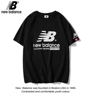 NEW BALANCE เสื้อยืดลําลอง ผ้าฝ้าย แขนสั้น คอกลม พิมพ์ลายตัวอักษร ขนาดใหญ่ แฟชั่นคู่รัก ผ้านุ่มสบายและระบายอากาศ