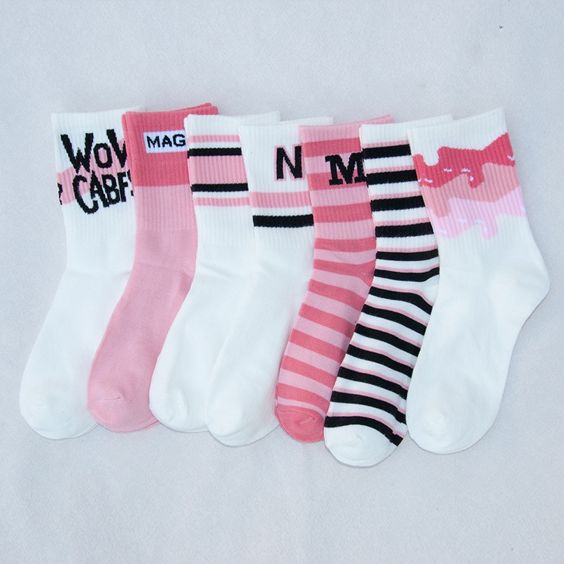 ถุงเท้า ความยาวปานกลาง อเนกประสงค์ พิมพ์ลายตัวอักษร สีชมพู แฟชั่นสําหรับนักเรียนหญิง