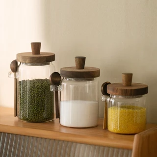 HERA ขวดโหลแก้ว ขวดใส่เครื่องปรุง พร้อมช้อน ฝาปิดไม้ Glass Seasoning Bottle with Spoon Airtight Food Storage Box Wooden Lid
