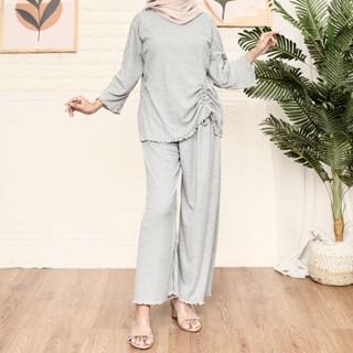 Zeivor - ZNF ASYANA Brocade / Namiya Set / Teenage Brocade Fashion / Contemporary Womens Plain Suits / Hijab Womens Casual Wear / Long Sleeve Tops Set + Long Culottes Pants / Latest Model Women Suits / Plain Suits