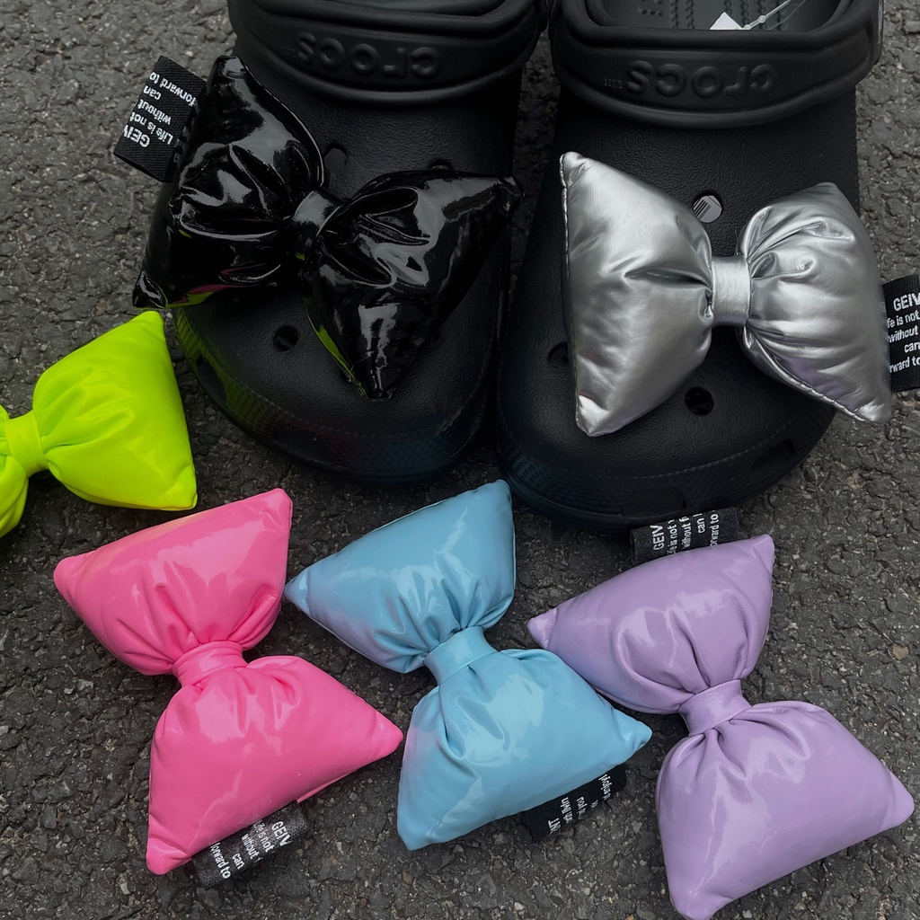 2pcscandy โบว์crosc charms อุปกรณ์เสริม crosc charm ชุด crosc clog jibbits รองเท้าหัวเข็มขัดรองเท้าตกแต่ง