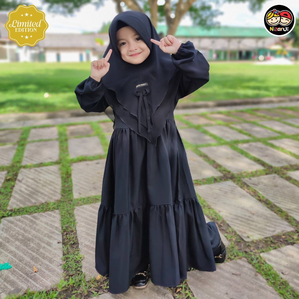 ชุดเดรส Zenia Nizaru