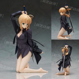 Fate Night Black Shirt Seba Doll Model Ornament SABER รูปสองมิติความงามเซ็กซี่อะนิเมะโมเดลตุ๊กตาของเล่นเดสก์ท็อปเครื่องประดับ