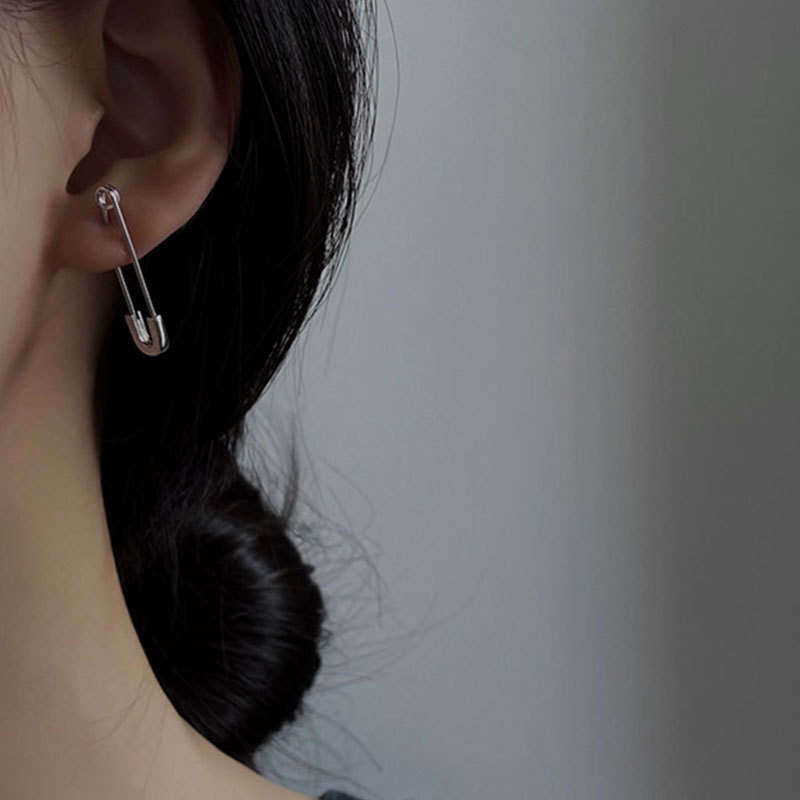 แฟชั่นเกาหลีใหม่ Pin ต่างหูสําหรับผู้หญิง Safety Pin Stud ต่างหูของขวัญเด็กผู้หญิงเครื่องประดับ