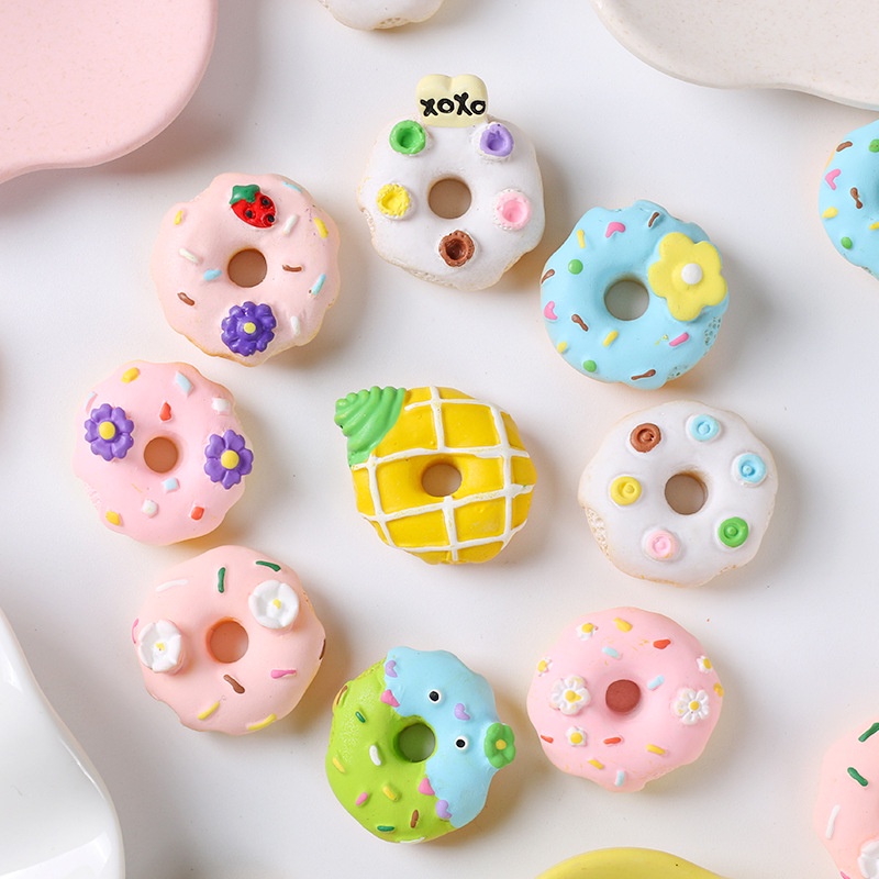 สับปะรดน่ารัก Jibits croc Doughnut Jibbits Daisy Jibitz Crocks Wave Point croc Charm สําหรับผู้หญิงอุปกรณ์รองเท้าตกแต่ง