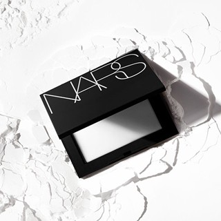 Nars Light Reflecting Setting Pressed Powder 10g แป้งสูตรสัมผัสบางเบา