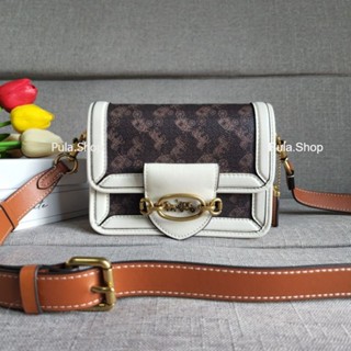 กระเป๋าสะพายลายรถม้า COA C8441 HERO CROSSBODY 005 (SALE)