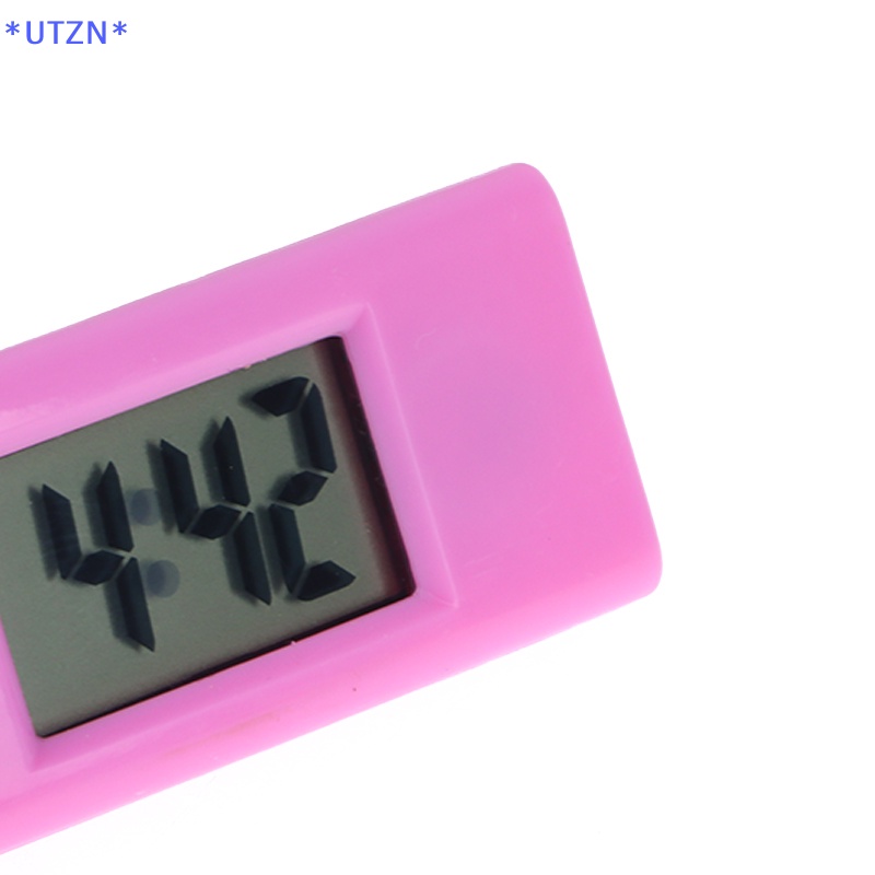 Utzn> พวงกุญแจนาฬิกาดิจิทัล อิเล็กทรอนิกส์ ทรงสามเหลี่ยม ขนาดเล็ก ของขวัญ สําหรับนักเรียน ผู้ชาย และผู้หญิง