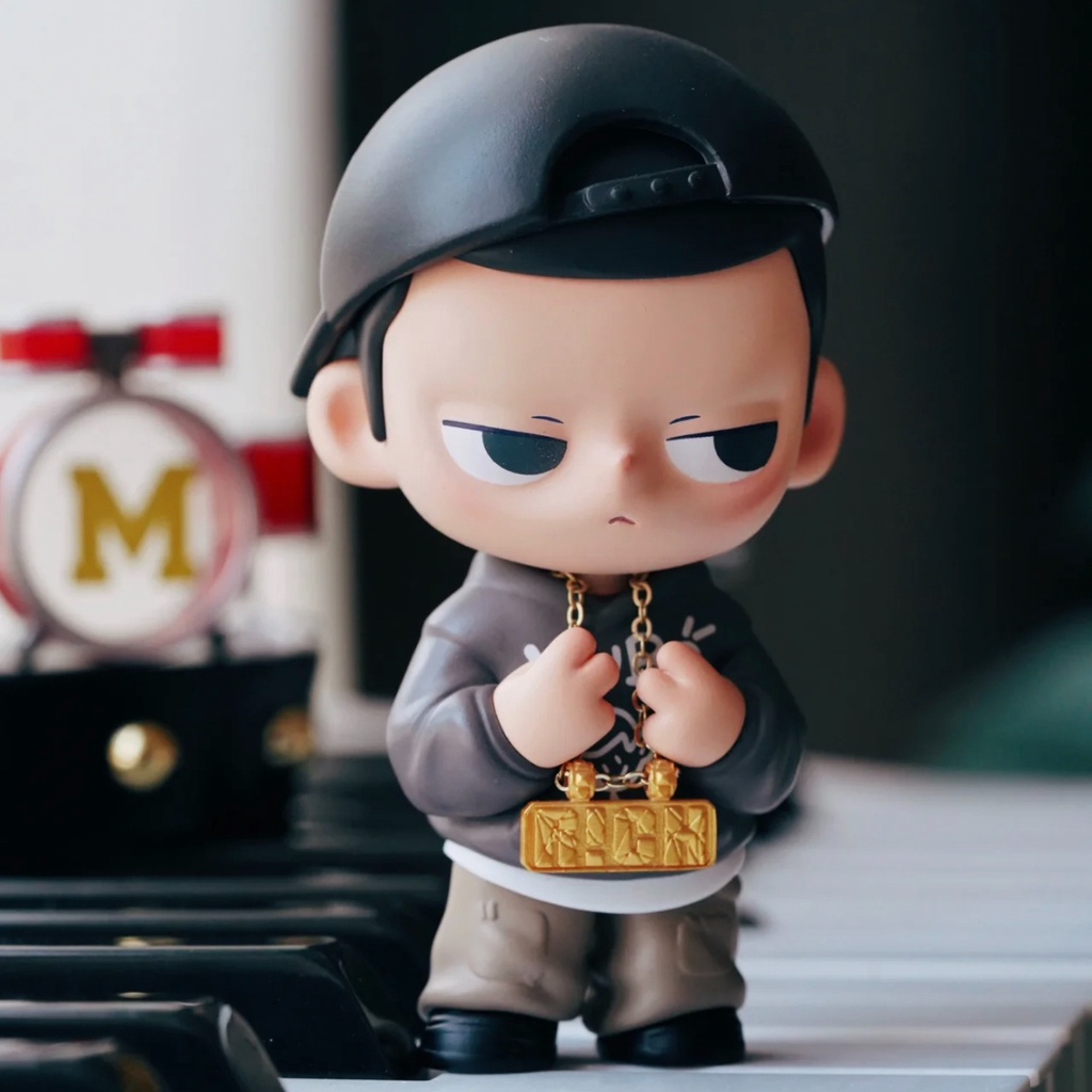 【 ของแท ้ 】POPMART Kubo RHYTHM MASTER & The Rap Of China Big Figure & Kubo Knock Out แขวนการ ์ ดตุ ๊