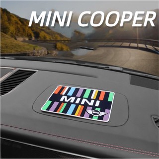 แผ่นแดชบอร์ดซิลิโคน กันลื่น สําหรับคอนโซลกลางโทรศัพท์มือถือ MINI COOPER