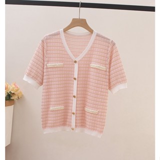 Xiaoxiang เสื้อยืดคอวี แขนสั้น ผ้าเรยอน แบบบาง ทรงหลวม สีชมพู แฟชั่นฤดูร้อน สําหรับผู้หญิง QFE4