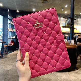 Mango เคสหนัง ฝาพับ ลายมงกุฎ ตารางสี่เหลี่ยมขนมเปียกปูน สําหรับ iPad Air Pro mini 1st 2nd 3rd 4th 5th 6th 7th 8th 9th 10th Gen Generation 10.9 11 12.9 นิ้ว