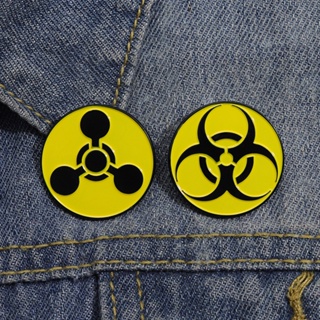 เข็มกลัด รูปป้าย Biohazard อุปกรณ์เสริม สําหรับติดเสื้อผ้า กระเป๋าเป้สะพายหลัง