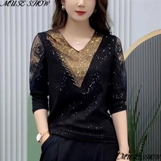 เสื้อยืดคอวี แขนสามส่วน เข้ารูป ประดับเพชร แต่งลูกไม้ เข้ากับทุกการแต่งกาย แฟชั่นฤดูใบไม้ผลิ และฤดูร้อน สําหรับผู้หญิง 2023