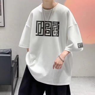 【Hot】พร้อมส่ง เสื้อยืดแขนสั้น คอกลม ทรงหลวม พิมพ์ลาย สไตล์เกาหลี ฤดูร้อน สําหรับผู้ชาย ไซซ์ M-3XL มี 4 สี