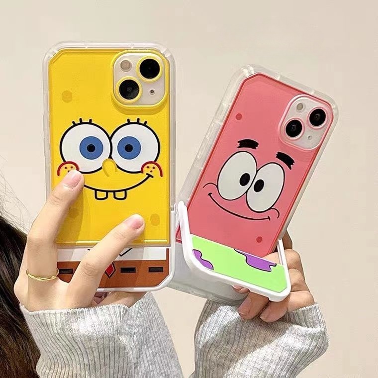 เคสโทรศัพท์มือถือ ซิลิโคนนุ่ม TPU ใส ลาย Spongebob Patrick Star น่ารัก พร้อมที่ตั้งวาง สําหรับ iPhone 15 14 13 12 Pro Max 11 XS XR X 8 7 6S Plus